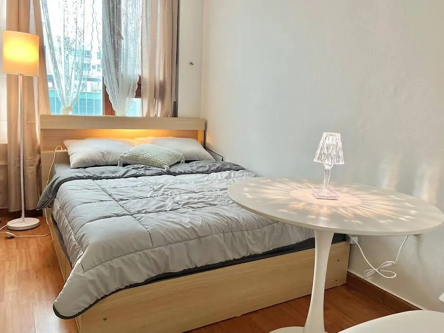 Hue House - 3Mins To Yeoksam Station Apartment Seoul